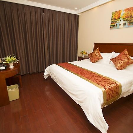 Greentree Inn Jiujiang Railway Station Business Hotel Eksteriør bilde