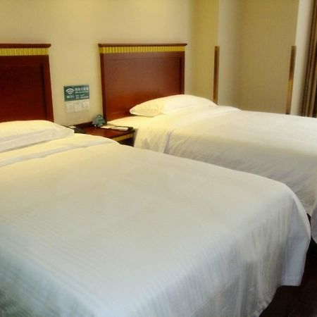 Greentree Inn Jiujiang Railway Station Business Hotel Eksteriør bilde